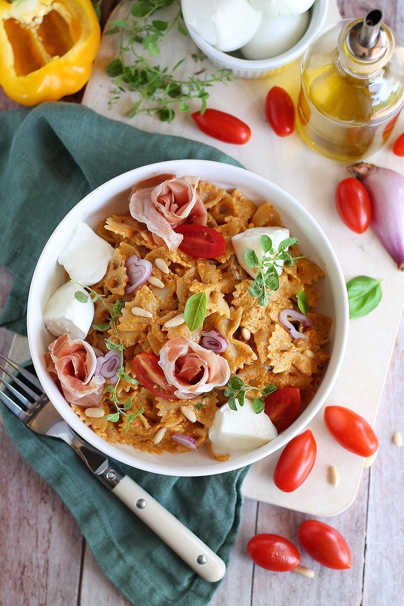 Farfalle di riso al pesto di verdure arrostite